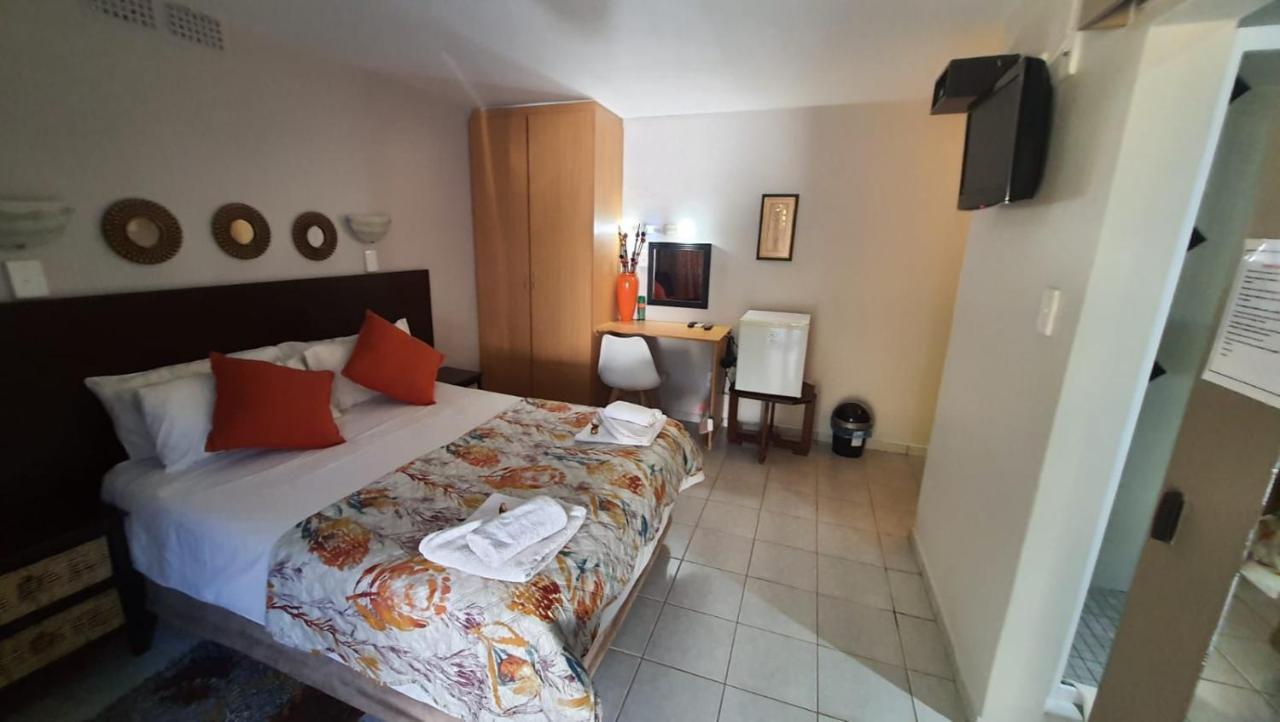 Gemstone Guest House Klerksdorp Zewnętrze zdjęcie