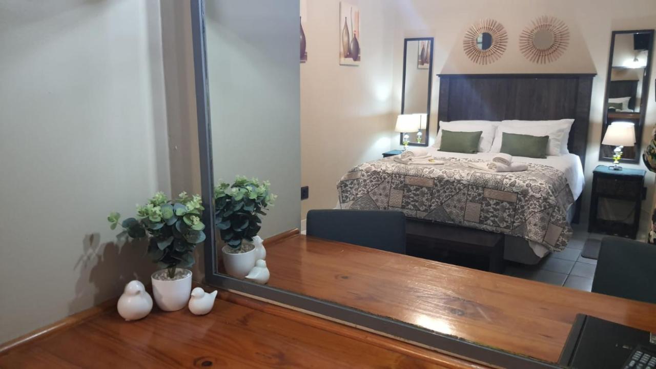 Gemstone Guest House Klerksdorp Zewnętrze zdjęcie