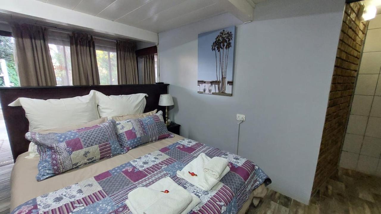 Gemstone Guest House Klerksdorp Zewnętrze zdjęcie